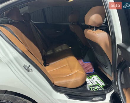 Белый БМВ 3 Серия, объемом двигателя 0 л и пробегом 184 тыс. км за 15500 $, фото 32 на Automoto.ua