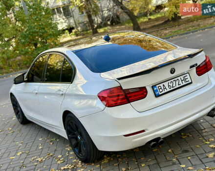 Білий БМВ 3 Серія, об'ємом двигуна 2 л та пробігом 175 тис. км за 12700 $, фото 4 на Automoto.ua