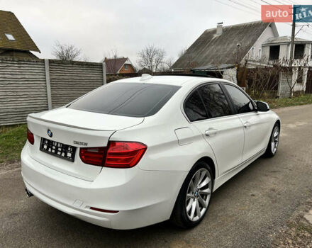 Білий БМВ 3 Серія, об'ємом двигуна 2 л та пробігом 237 тис. км за 11700 $, фото 4 на Automoto.ua