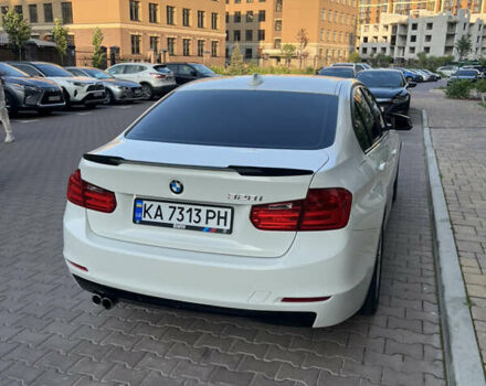 Белый БМВ 3 Серия, объемом двигателя 2 л и пробегом 196 тыс. км за 12300 $, фото 5 на Automoto.ua