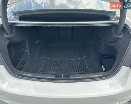 Белый БМВ 3 Серия, объемом двигателя 3 л и пробегом 140 тыс. км за 20000 $, фото 15 на Automoto.ua