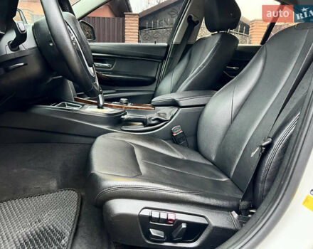 Білий БМВ 3 Серія, об'ємом двигуна 2 л та пробігом 237 тис. км за 11700 $, фото 23 на Automoto.ua