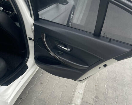 Белый БМВ 3 Серия, объемом двигателя 2 л и пробегом 107 тыс. км за 13500 $, фото 11 на Automoto.ua