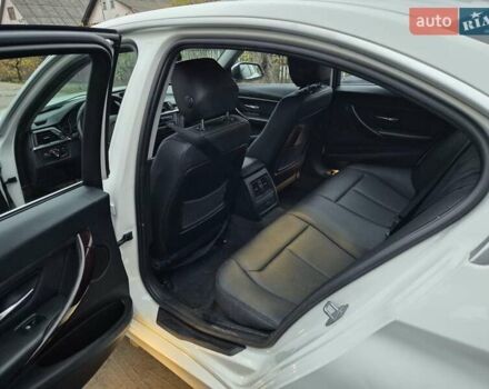 Белый БМВ 3 Серия, объемом двигателя 2 л и пробегом 290 тыс. км за 10700 $, фото 2 на Automoto.ua