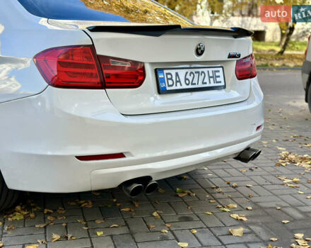 Білий БМВ 3 Серія, об'ємом двигуна 2 л та пробігом 175 тис. км за 12700 $, фото 5 на Automoto.ua