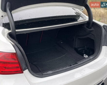 Белый БМВ 3 Серия, объемом двигателя 3 л и пробегом 153 тыс. км за 16000 $, фото 54 на Automoto.ua