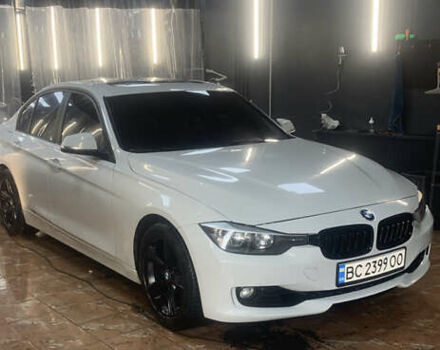 Белый БМВ 3 Серия, объемом двигателя 2 л и пробегом 240 тыс. км за 13000 $, фото 6 на Automoto.ua