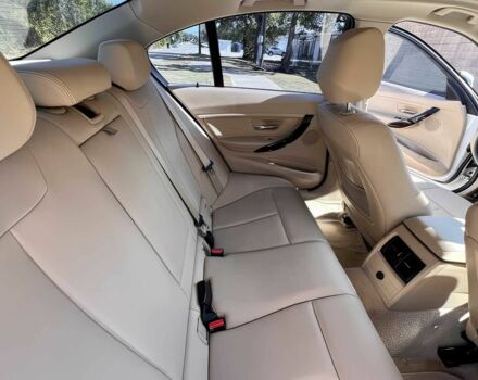 Білий БМВ 3 Серія, об'ємом двигуна 2 л та пробігом 80 тис. км за 5400 $, фото 11 на Automoto.ua