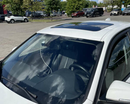 Белый БМВ 3 Серия, объемом двигателя 2 л и пробегом 180 тыс. км за 12000 $, фото 9 на Automoto.ua