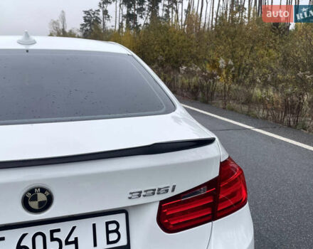 Белый БМВ 3 Серия, объемом двигателя 3 л и пробегом 153 тыс. км за 16000 $, фото 12 на Automoto.ua