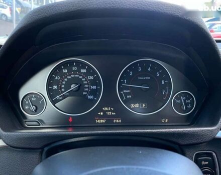 Білий БМВ 3 Серія, об'ємом двигуна 3 л та пробігом 142 тис. км за 19400 $, фото 25 на Automoto.ua