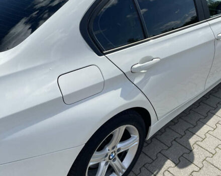 Белый БМВ 3 Серия, объемом двигателя 2 л и пробегом 180 тыс. км за 12000 $, фото 17 на Automoto.ua