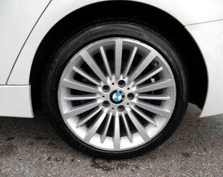 Білий БМВ 3 Серія, об'ємом двигуна 2 л та пробігом 90 тис. км за 3800 $, фото 11 на Automoto.ua