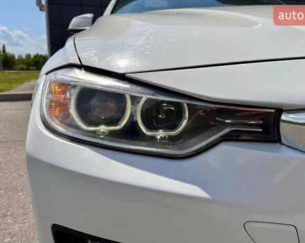 Білий БМВ 3 Серія, об'ємом двигуна 2 л та пробігом 192 тис. км за 12500 $, фото 3 на Automoto.ua