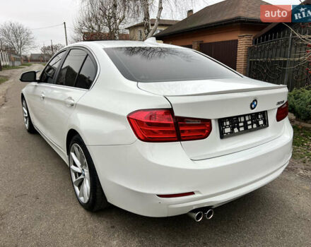 Білий БМВ 3 Серія, об'ємом двигуна 2 л та пробігом 237 тис. км за 11700 $, фото 6 на Automoto.ua