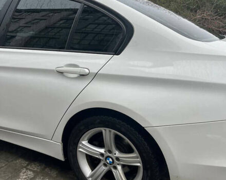 Белый БМВ 3 Серия, объемом двигателя 2 л и пробегом 160 тыс. км за 11800 $, фото 5 на Automoto.ua