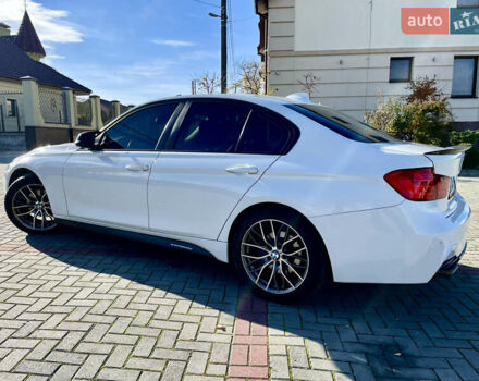 Білий БМВ 3 Серія, об'ємом двигуна 2 л та пробігом 210 тис. км за 15500 $, фото 4 на Automoto.ua