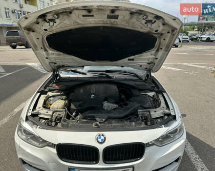Белый БМВ 3 Серия, объемом двигателя 3 л и пробегом 140 тыс. км за 20000 $, фото 28 на Automoto.ua