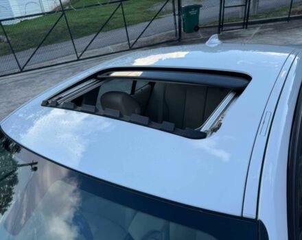 Білий БМВ 3 Серія, об'ємом двигуна 2 л та пробігом 82 тис. км за 11500 $, фото 15 на Automoto.ua