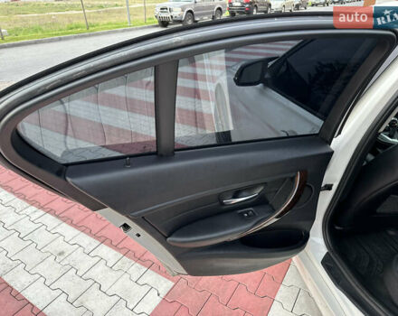 Білий БМВ 3 Серія, об'ємом двигуна 2.98 л та пробігом 162 тис. км за 16700 $, фото 19 на Automoto.ua