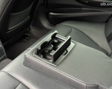 Белый БМВ 3 Серия, объемом двигателя 2 л и пробегом 189 тыс. км за 13290 $, фото 37 на Automoto.ua