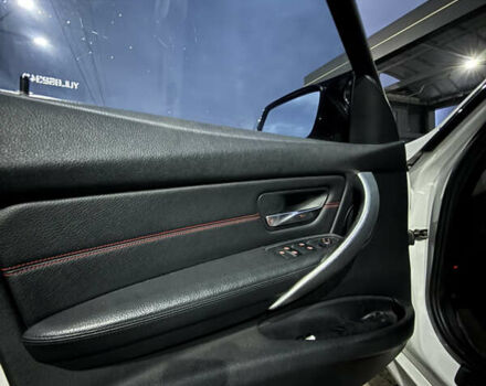 Белый БМВ 3 Серия, объемом двигателя 2 л и пробегом 149 тыс. км за 13500 $, фото 12 на Automoto.ua