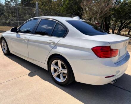 Белый БМВ 3 Серия, объемом двигателя 2 л и пробегом 81 тыс. км за 9600 $, фото 5 на Automoto.ua