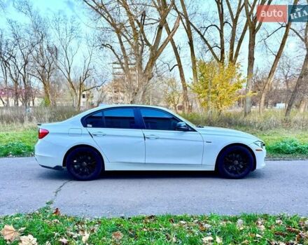 Белый БМВ 3 Серия, объемом двигателя 2 л и пробегом 150 тыс. км за 9500 $, фото 5 на Automoto.ua