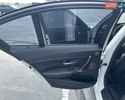 Белый БМВ 3 Серия, объемом двигателя 3 л и пробегом 140 тыс. км за 20000 $, фото 13 на Automoto.ua