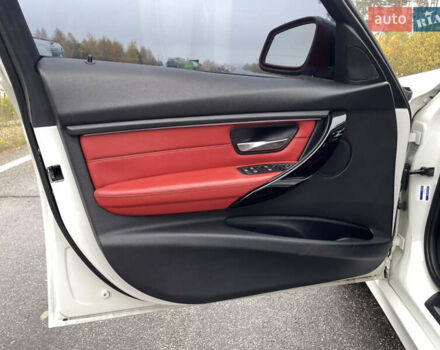 Белый БМВ 3 Серия, объемом двигателя 3 л и пробегом 153 тыс. км за 16000 $, фото 14 на Automoto.ua