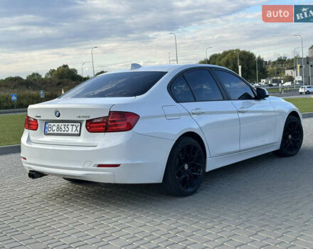 Белый БМВ 3 Серия, объемом двигателя 2 л и пробегом 114 тыс. км за 15700 $, фото 5 на Automoto.ua