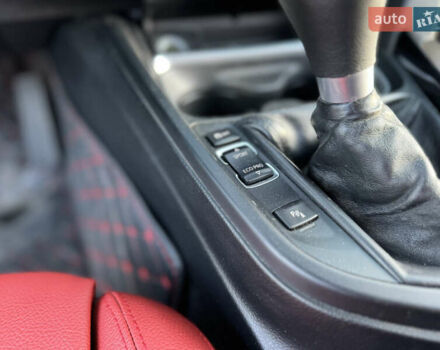 Білий БМВ 3 Серія, об'ємом двигуна 2 л та пробігом 262 тис. км за 15000 $, фото 22 на Automoto.ua