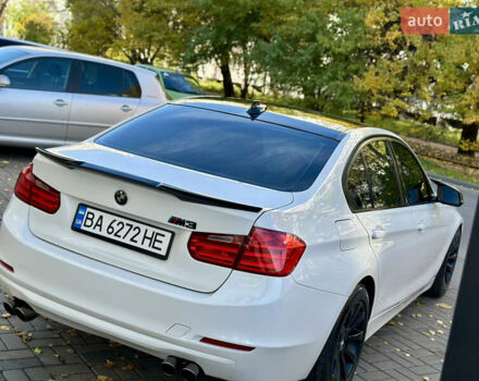 Білий БМВ 3 Серія, об'ємом двигуна 2 л та пробігом 175 тис. км за 12700 $, фото 3 на Automoto.ua