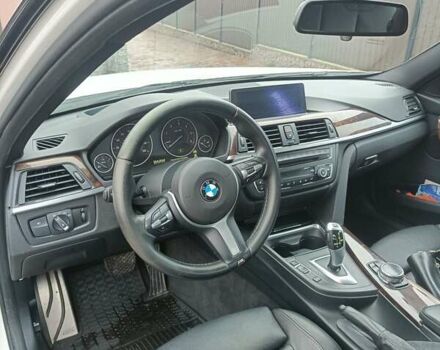 Білий БМВ 3 Серія, об'ємом двигуна 2 л та пробігом 292 тис. км за 13500 $, фото 12 на Automoto.ua