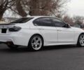 Белый БМВ 3 Серия, объемом двигателя 3 л и пробегом 111 тыс. км за 3800 $, фото 4 на Automoto.ua