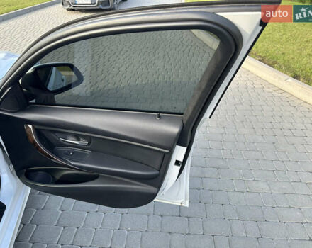 Белый БМВ 3 Серия, объемом двигателя 2 л и пробегом 114 тыс. км за 15700 $, фото 19 на Automoto.ua