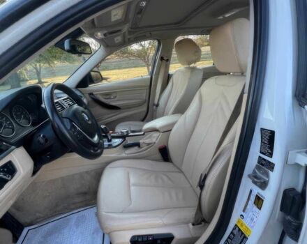 Белый БМВ 3 Серия, объемом двигателя 2 л и пробегом 88 тыс. км за 3600 $, фото 7 на Automoto.ua