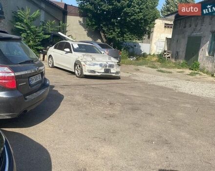 Белый БМВ 3 Серия, объемом двигателя 2 л и пробегом 182 тыс. км за 10999 $, фото 2 на Automoto.ua