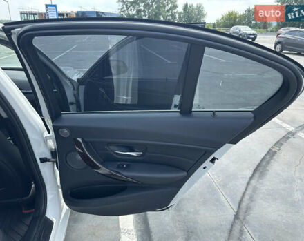 Белый БМВ 3 Серия, объемом двигателя 3 л и пробегом 140 тыс. км за 20000 $, фото 14 на Automoto.ua