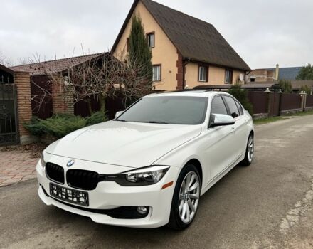 Белый БМВ 3 Серия, объемом двигателя 2 л и пробегом 237 тыс. км за 11900 $, фото 1 на Automoto.ua