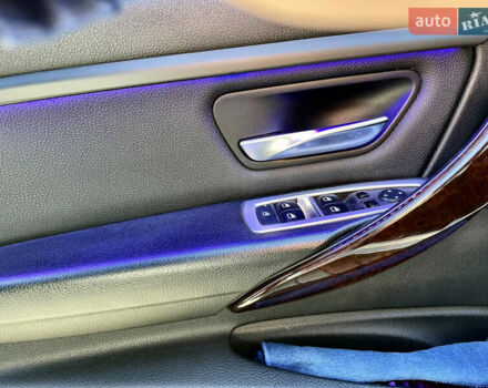 Білий БМВ 3 Серія, об'ємом двигуна 2 л та пробігом 210 тис. км за 15500 $, фото 16 на Automoto.ua