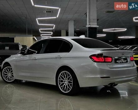 Белый БМВ 3 Серия, объемом двигателя 2 л и пробегом 156 тыс. км за 15399 $, фото 2 на Automoto.ua