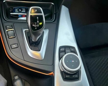 Белый БМВ 3 Серия, объемом двигателя 2 л и пробегом 166 тыс. км за 10000 $, фото 5 на Automoto.ua