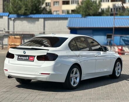 Білий БМВ 3 Серія, об'ємом двигуна 2 л та пробігом 184 тис. км за 12990 $, фото 4 на Automoto.ua
