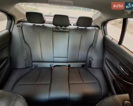 Білий БМВ 3 Серія, об'ємом двигуна 2 л та пробігом 240 тис. км за 9900 $, фото 12 на Automoto.ua