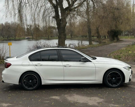 Белый БМВ 3 Серия, объемом двигателя 2 л и пробегом 190 тыс. км за 13500 $, фото 6 на Automoto.ua