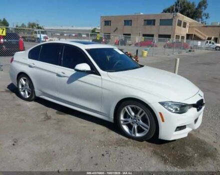 Белый БМВ 3 Серия, объемом двигателя 2 л и пробегом 88 тыс. км за 2500 $, фото 2 на Automoto.ua