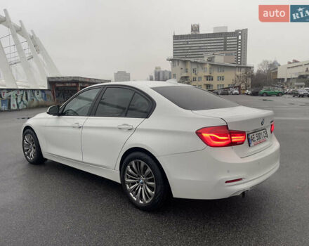 Белый БМВ 3 Серия, объемом двигателя 2 л и пробегом 125 тыс. км за 13500 $, фото 8 на Automoto.ua