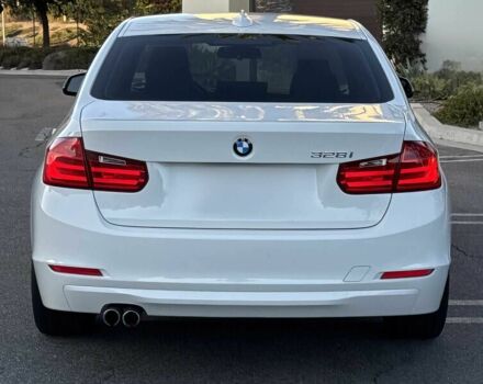 Белый БМВ 3 Серия, объемом двигателя 2 л и пробегом 80 тыс. км за 1700 $, фото 5 на Automoto.ua