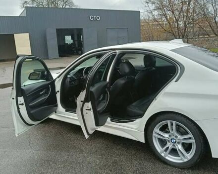 Білий БМВ 3 Серія, об'ємом двигуна 2 л та пробігом 316 тис. км за 15300 $, фото 8 на Automoto.ua